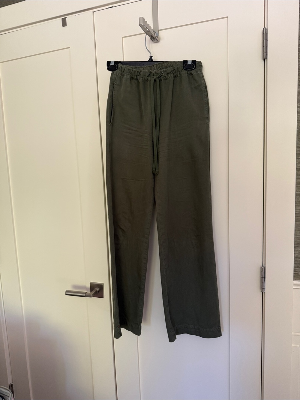 Xirena Olive Green Drawstring Pants